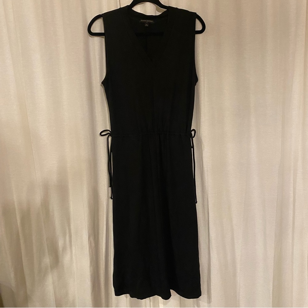 Banana Republic Pockets Sleeveless Dress